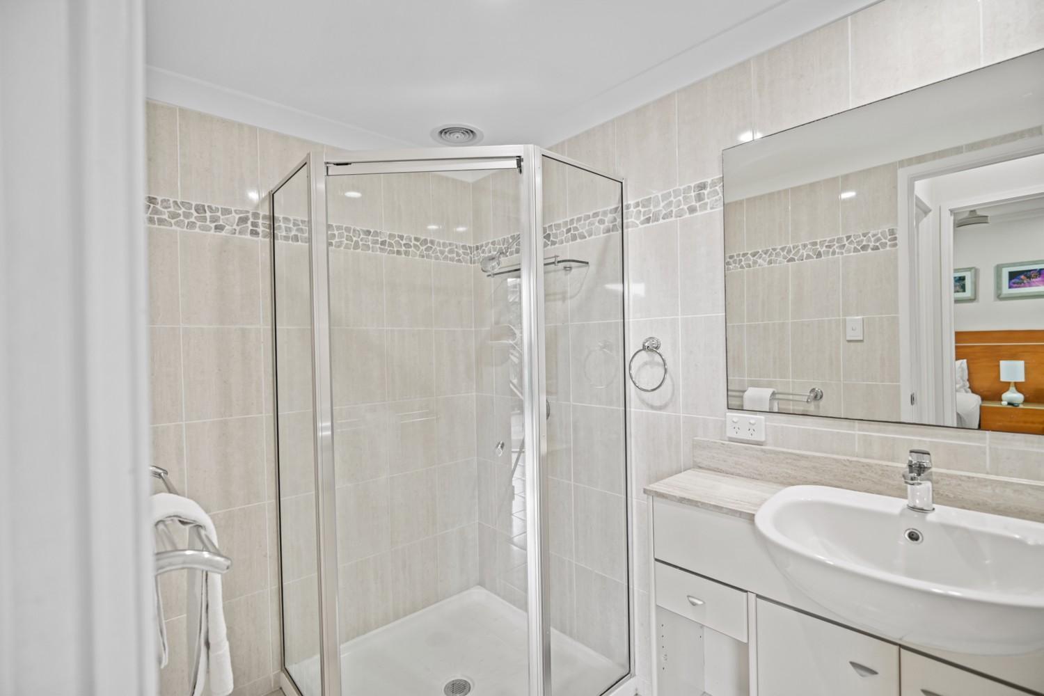 Anchorage Aparthotel Hamilton Island Bagian luar foto