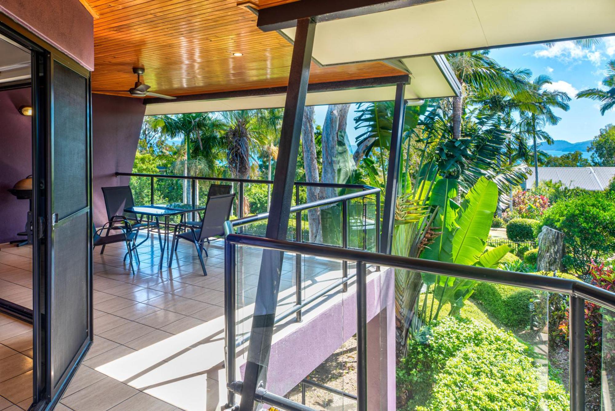 Anchorage Aparthotel Hamilton Island Bagian luar foto