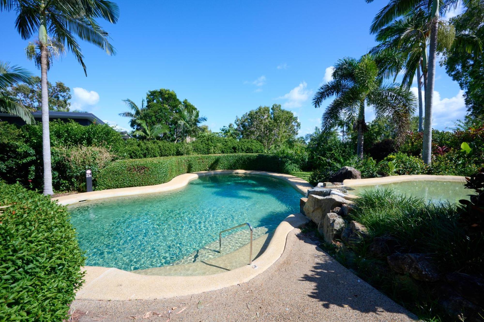 Anchorage Aparthotel Hamilton Island Bagian luar foto
